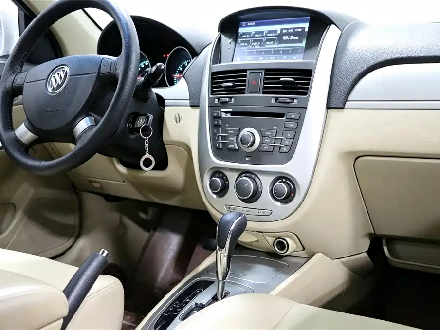 Buick Excelle — миниатюра 11