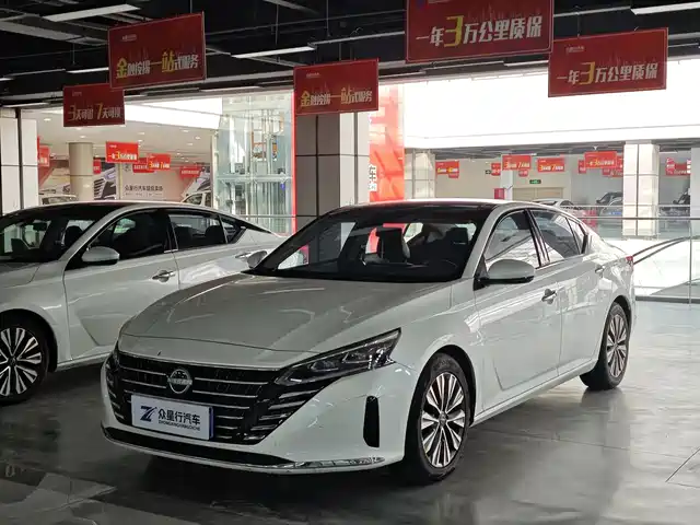 NISSAN TEANA