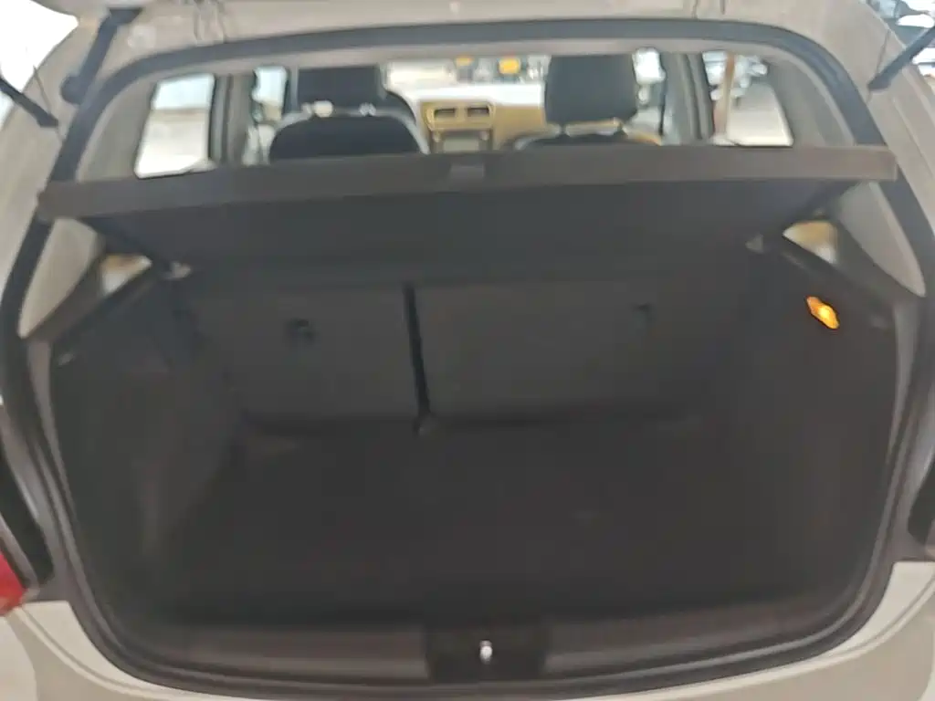 Volkswagen Polo — миниатюра 19