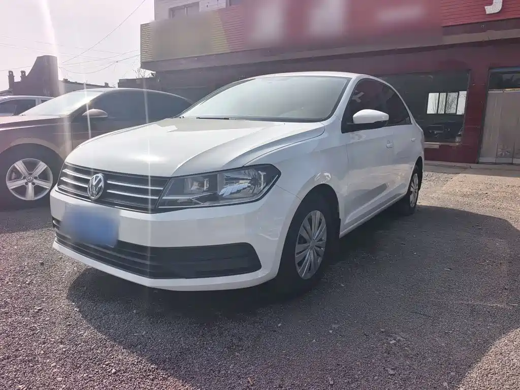 Volkswagen Santana — миниатюра 2