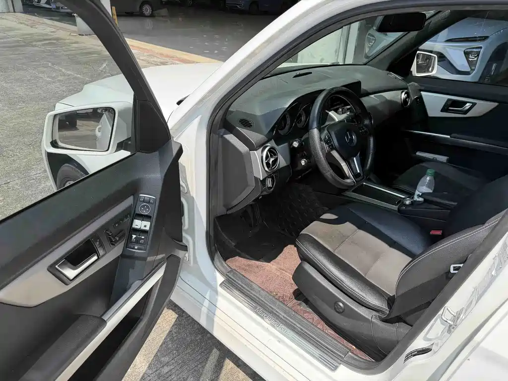 Mercedes-Benz GLK-Class — миниатюра 7