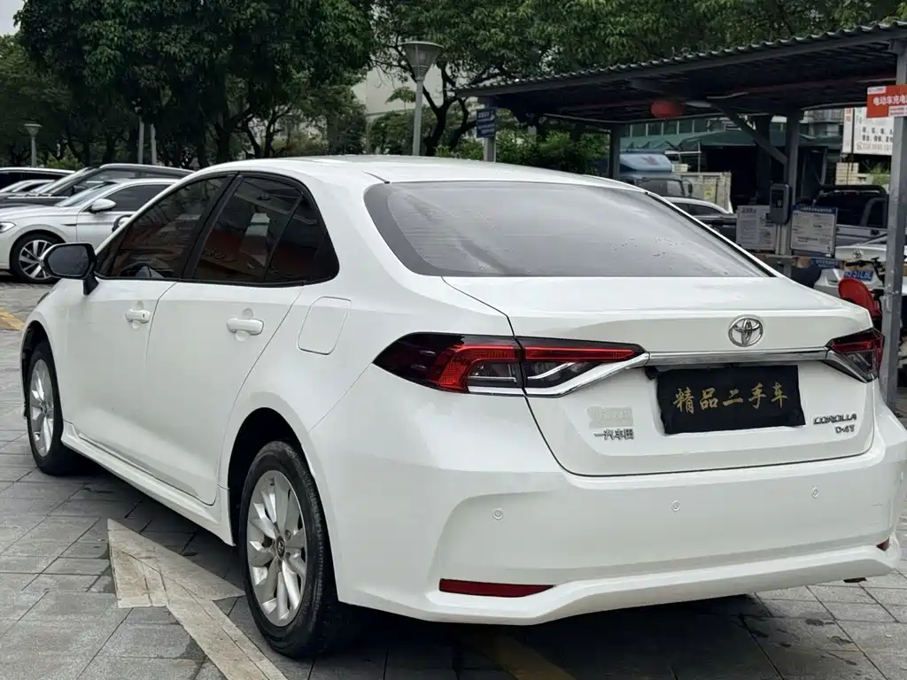Toyota Corolla — миниатюра 9