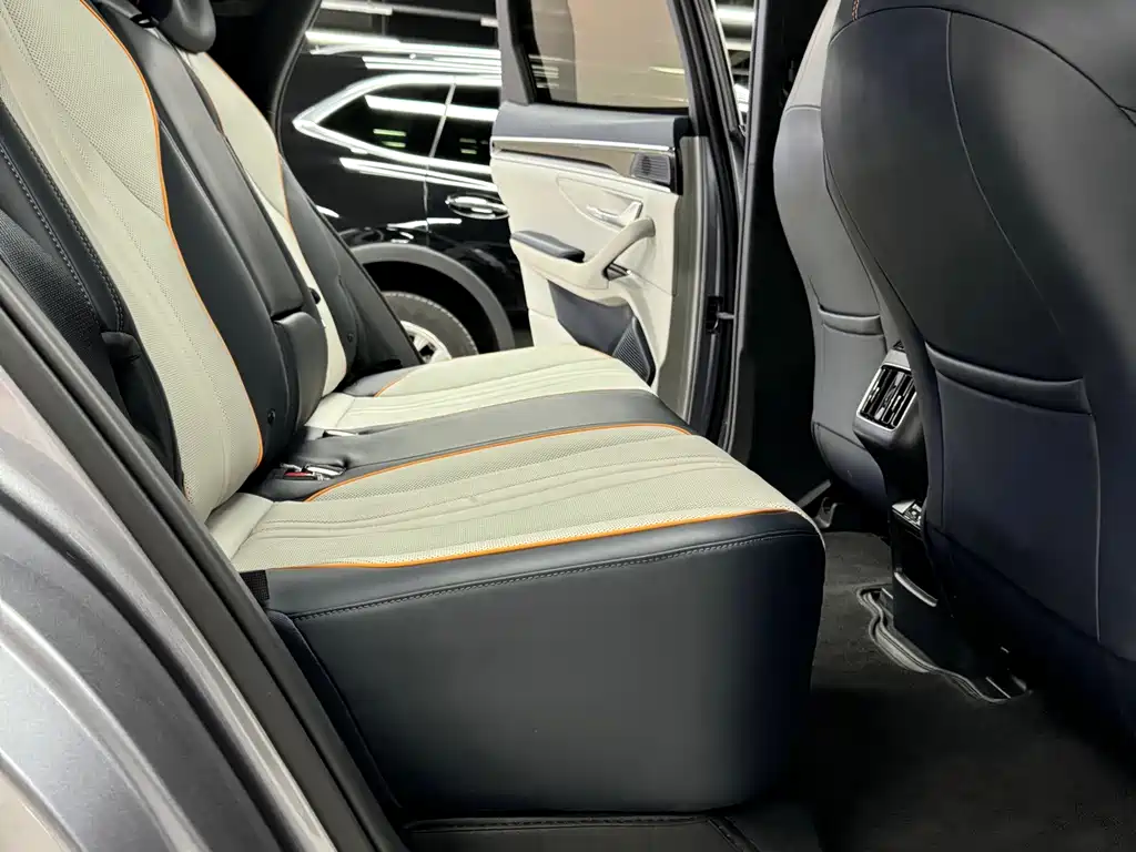 BYD PLUS New Energy — миниатюра 18