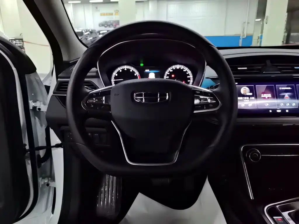 Geely Binrui — миниатюра 11