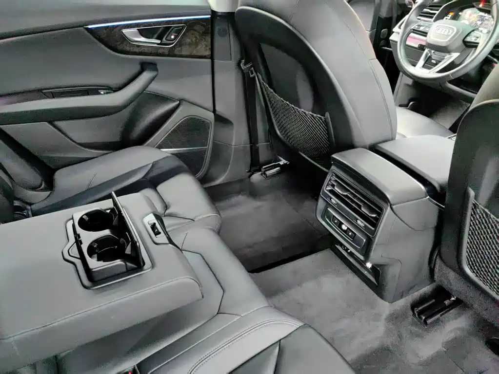 Audi Q8 — фотографии объявления, Фото 12