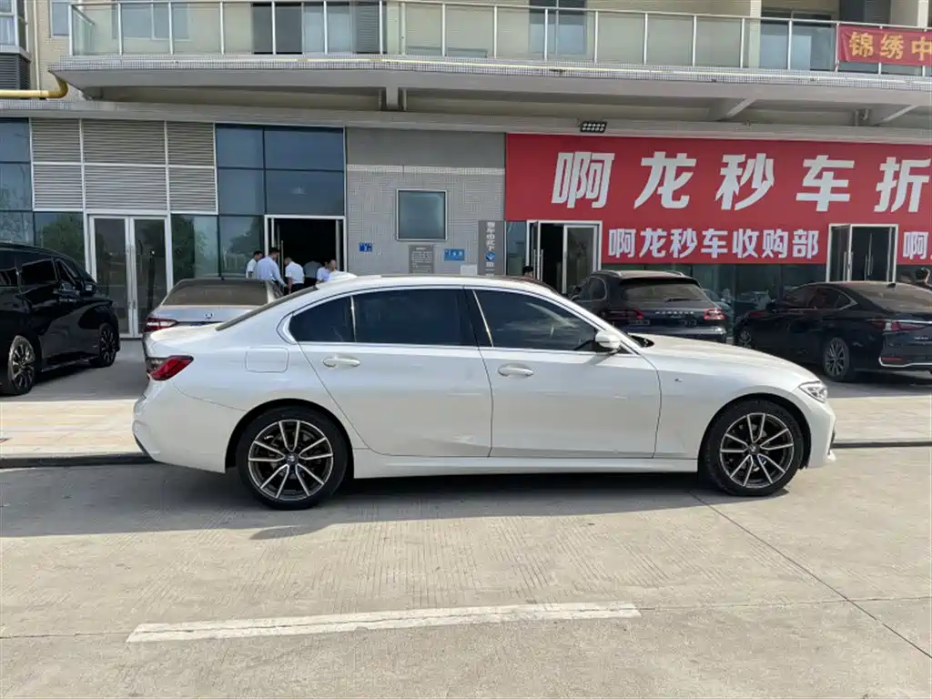 BMW 3 Series — миниатюра 9