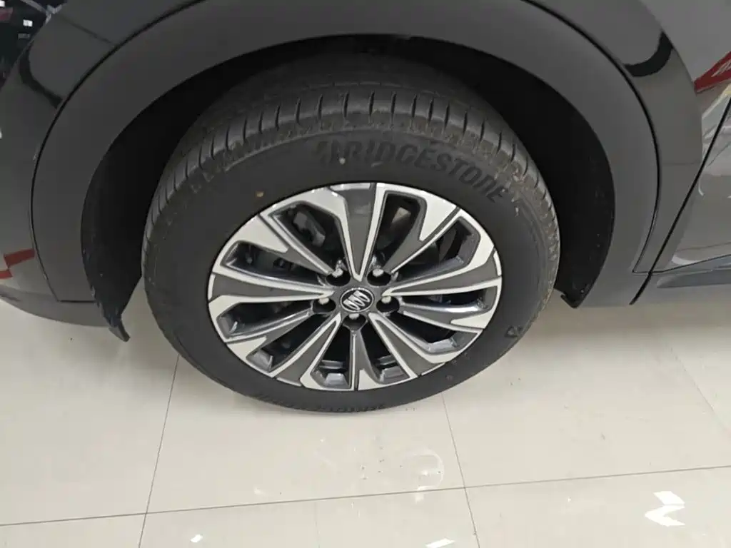Buick Envision Plus — миниатюра 23