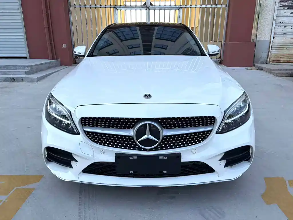 Mercedes-Benz C-Class — миниатюра 2
