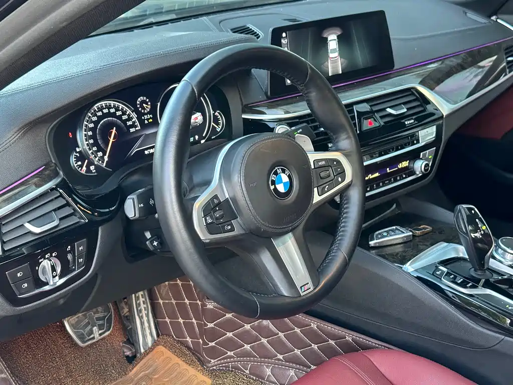 BMW  5 SERIES