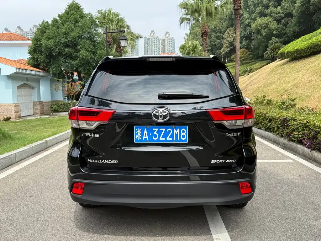 Toyota Highlander — миниатюра 15