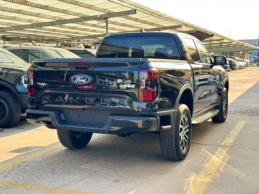 Ford Ranger 2025 AT