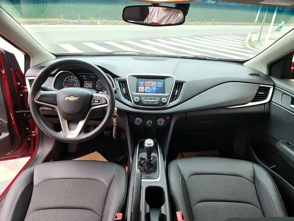 Chevrolet Cavalier — миниатюра 10