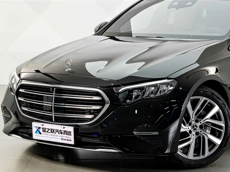 Mercedes-Benz E-Class — миниатюра 2