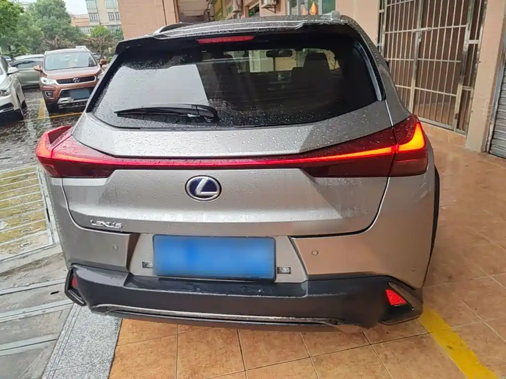 Lexus UX — миниатюра 6
