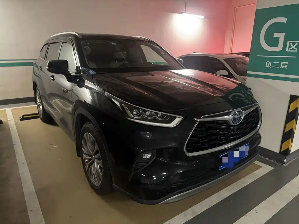 Toyota Highlander — миниатюра 3
