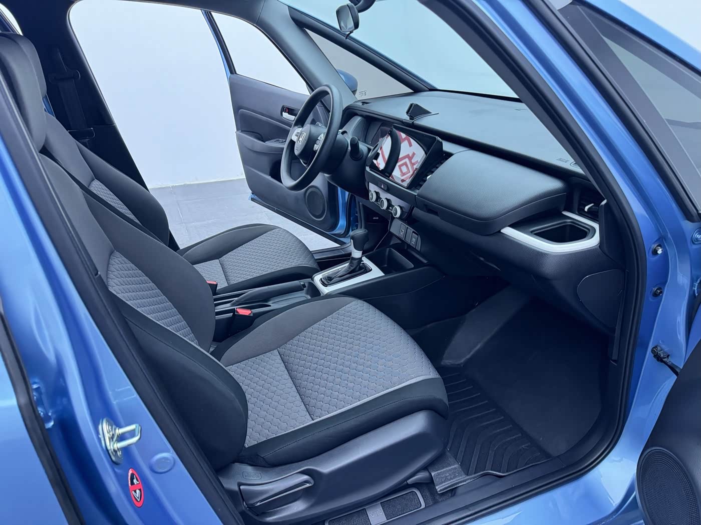 Honda Fit 1.5 л 2022 г. Голубой, пробег 22000 км
