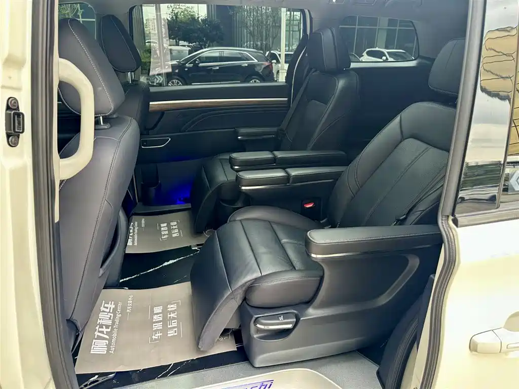 GAC M8 2021 390T Luxury