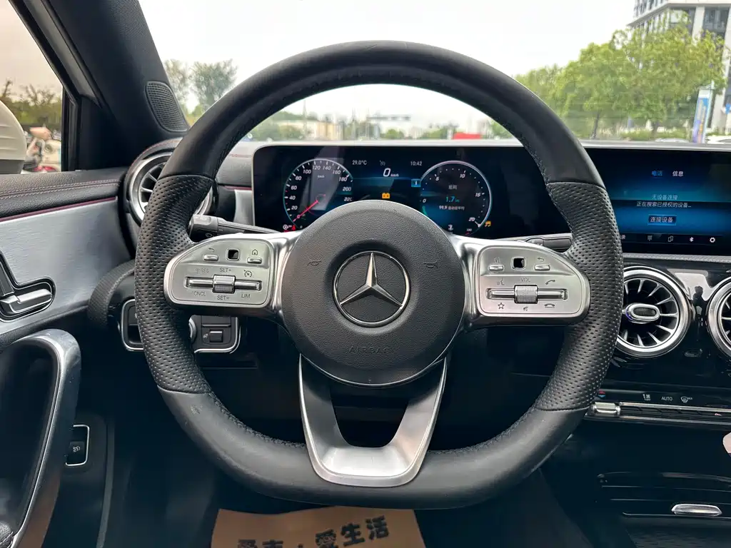 Mercedes-Benz A-Class — миниатюра 15