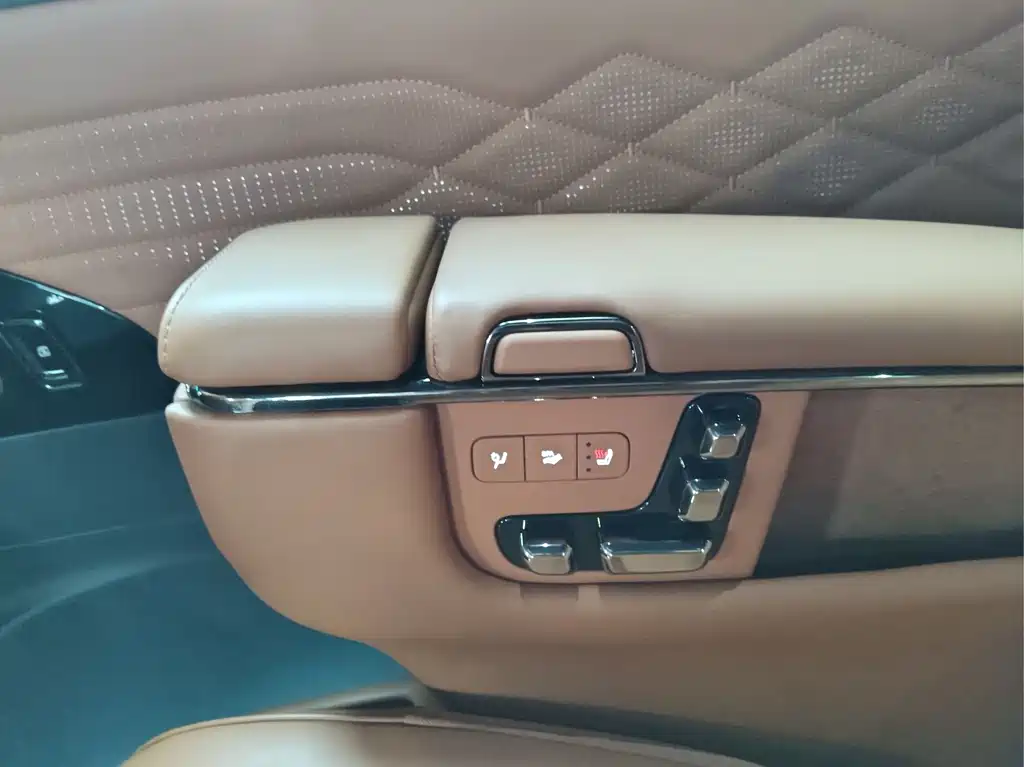GAC Motor Trumpchi Xiangwang M8 — миниатюра 12