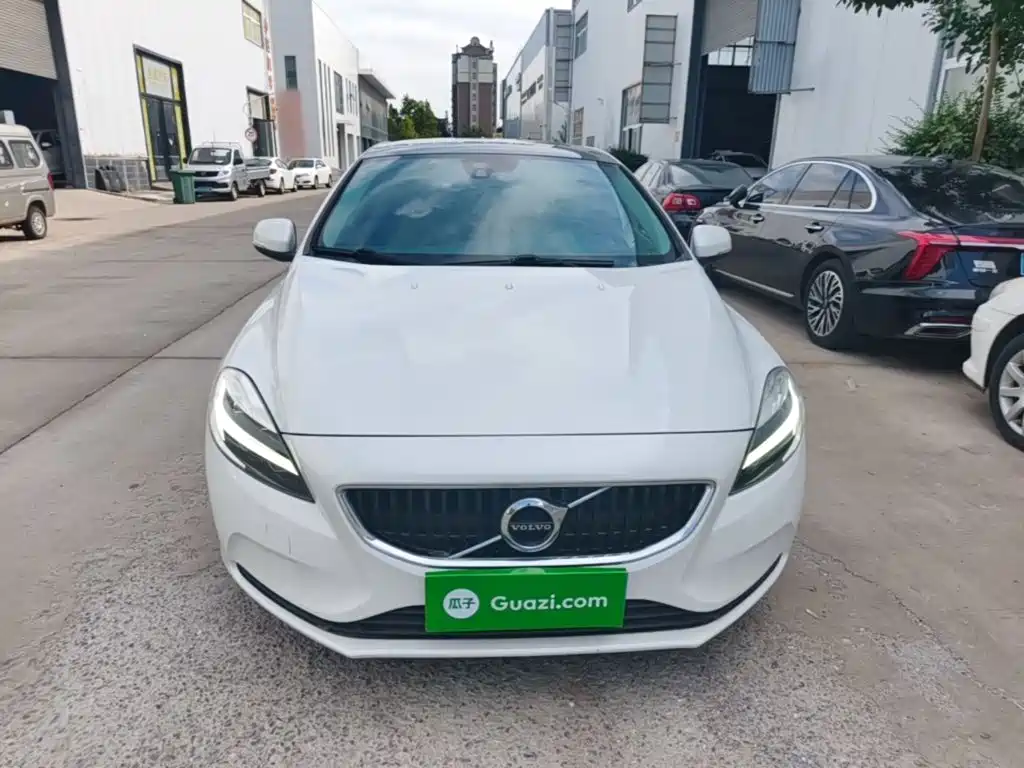 Volvo V40 — миниатюра 3