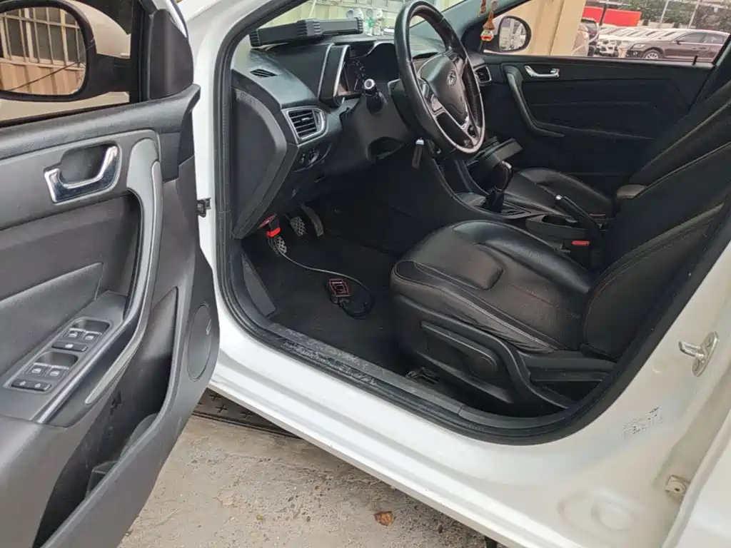 Chery Arrizo 5 — миниатюра 16