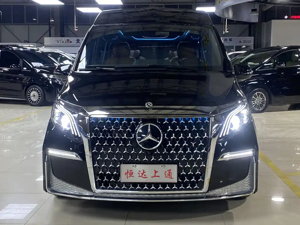 Mercedes-Benz Vito 2024