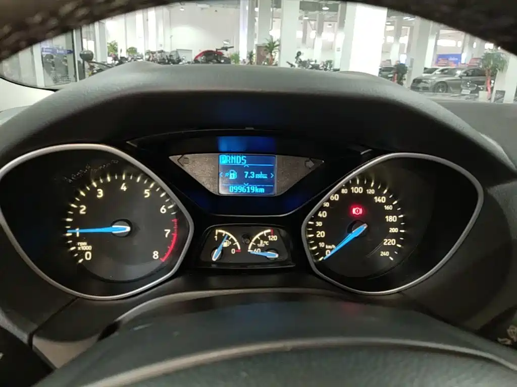 Ford Focus — миниатюра 12