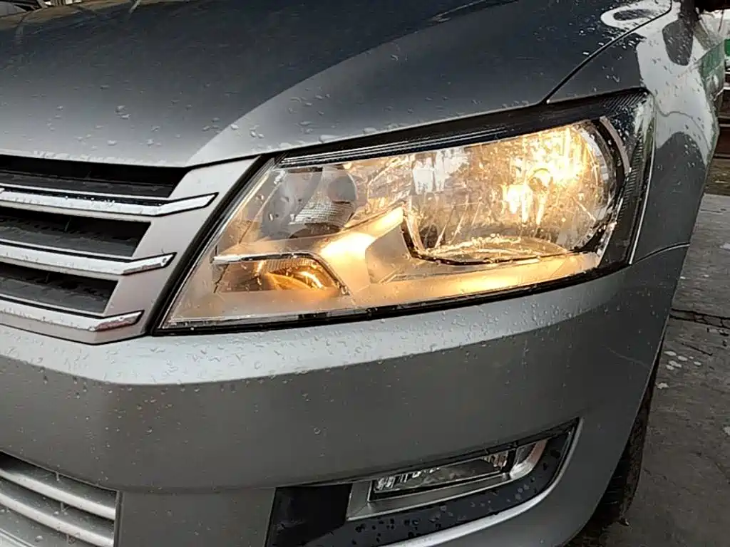 Volkswagen Santana — миниатюра 24