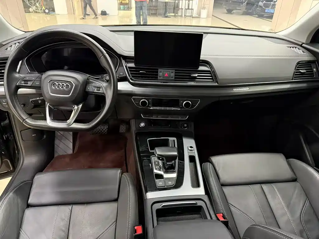 Audi Q5L — миниатюра 6