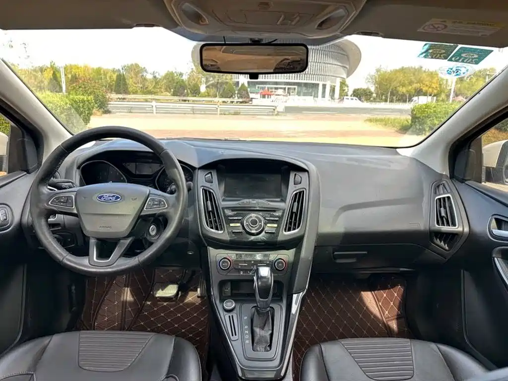 Ford Focus — миниатюра 9