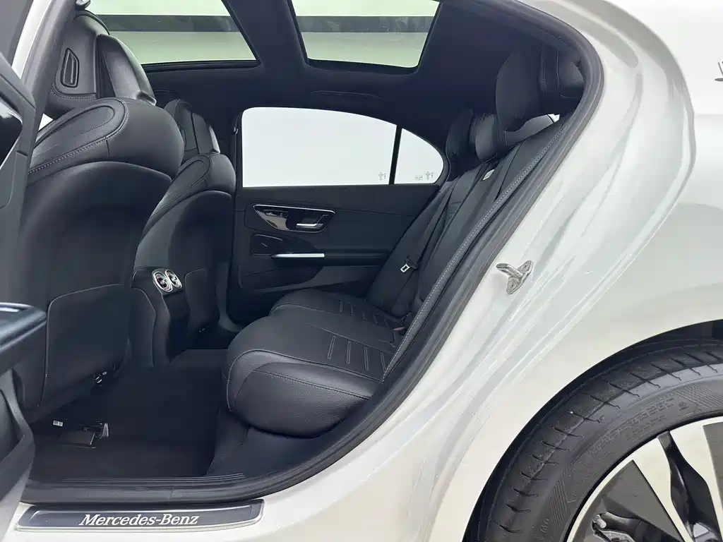 Mercedes-Benz C-Class New Energy — миниатюра 7