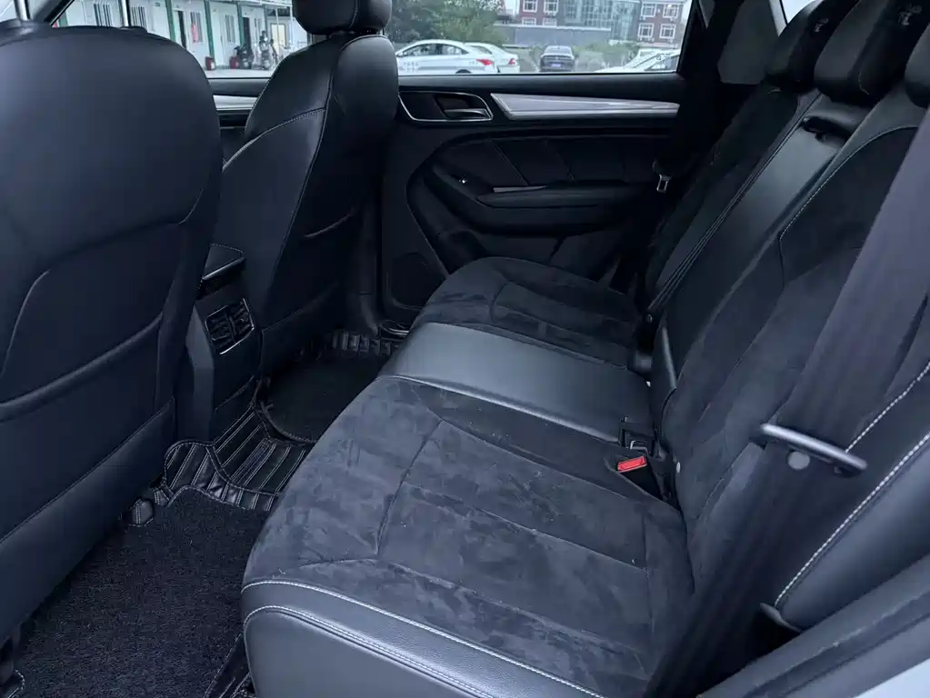 Roewe RX5 2017 eRX5 50T Flagship