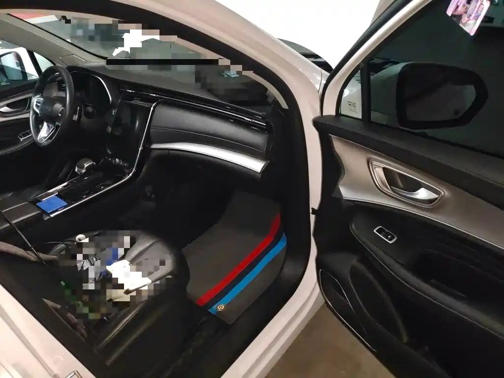 Roewe RX5 MAX — миниатюра 17