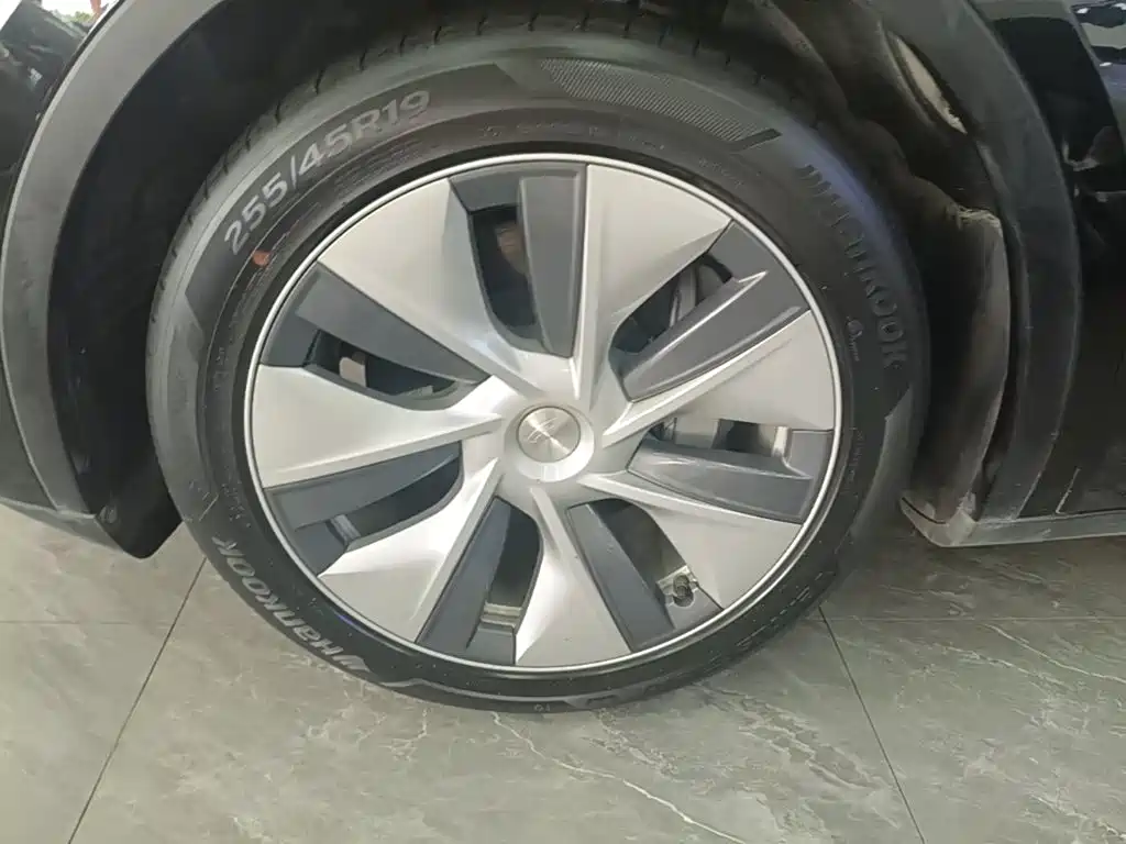 Tesla Model Y — фотографии объявления, Фото 23