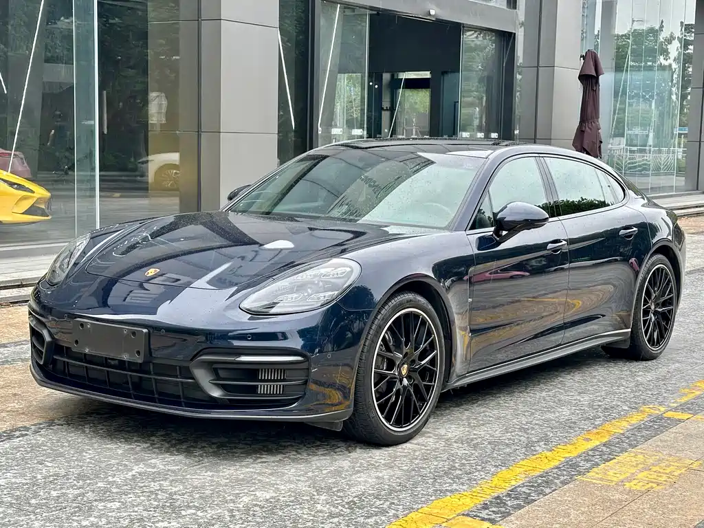 Купить Porsche Panamera