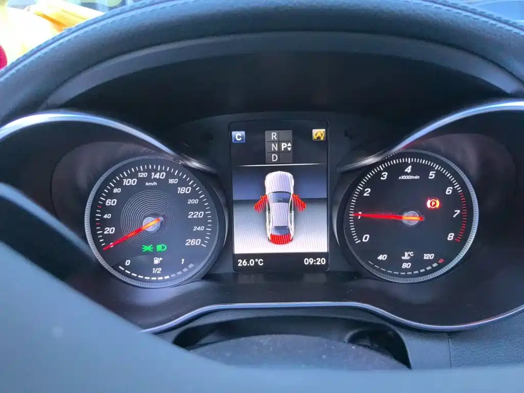 Mercedes-Benz C-Class — миниатюра 4
