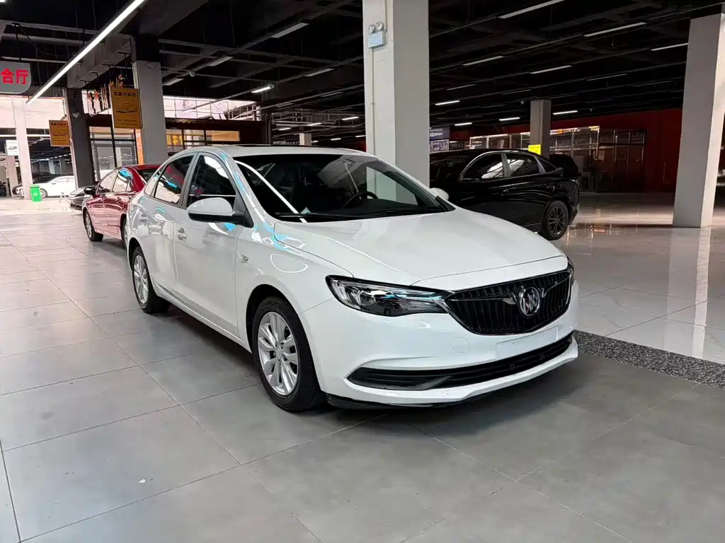 Buick Excelle — миниатюра 3