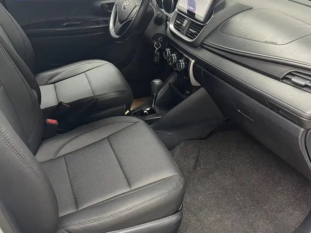 TOYOTA YARIS L ZHIXUAN