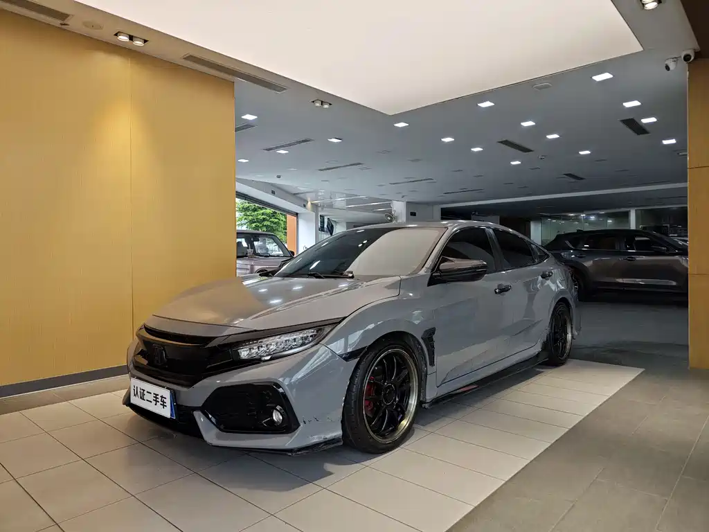 Honda Civic 2016 220TURBO CVT Premium Edition