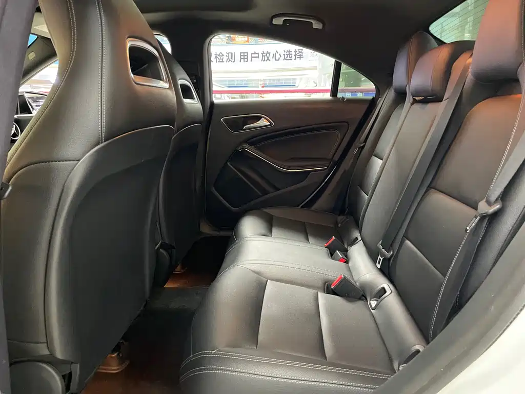 Mercedes-Benz CLA (Import) — миниатюра 16