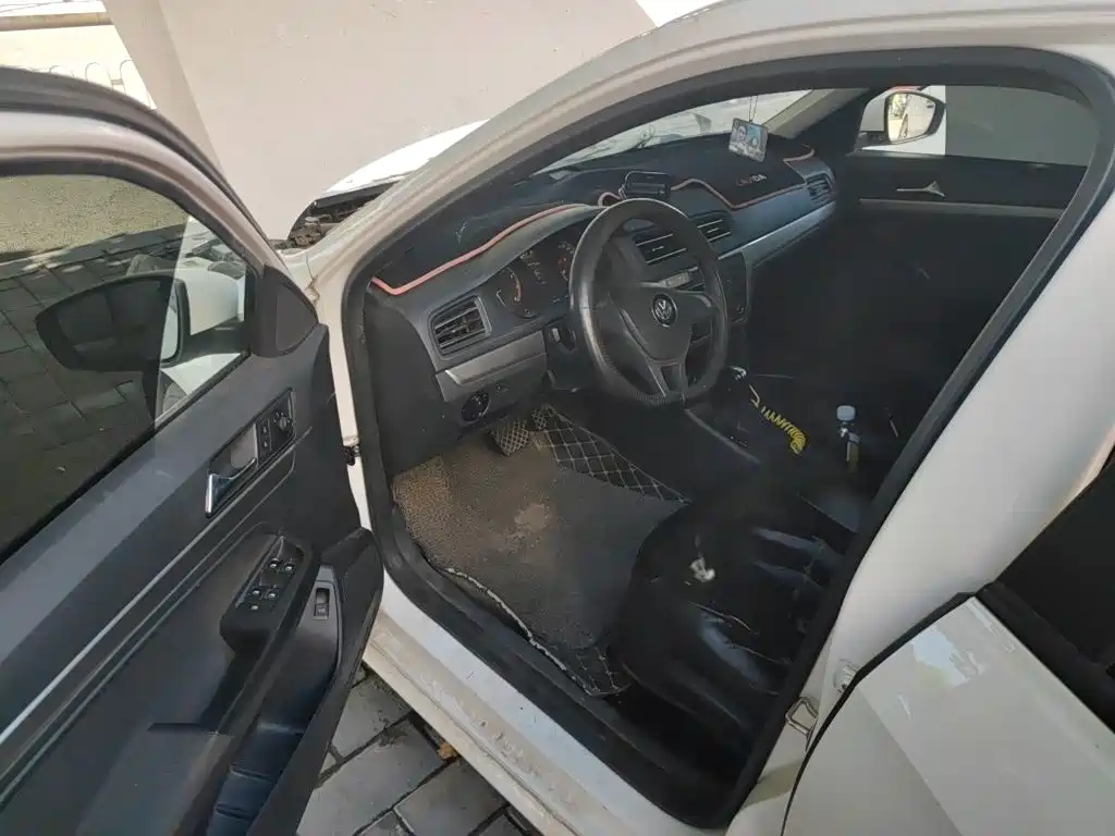 Volkswagen Lavida — миниатюра 12