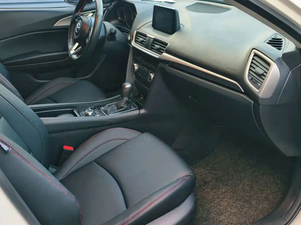 Mazda 3 Axela — миниатюра 7