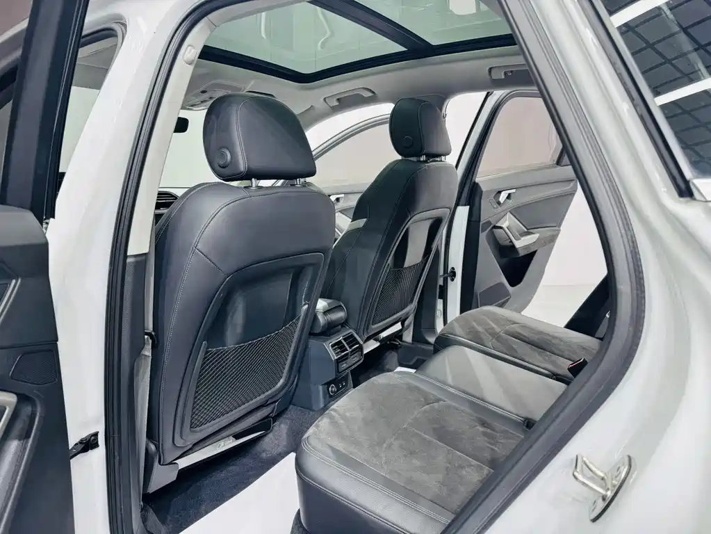 Audi Q3 — миниатюра 11