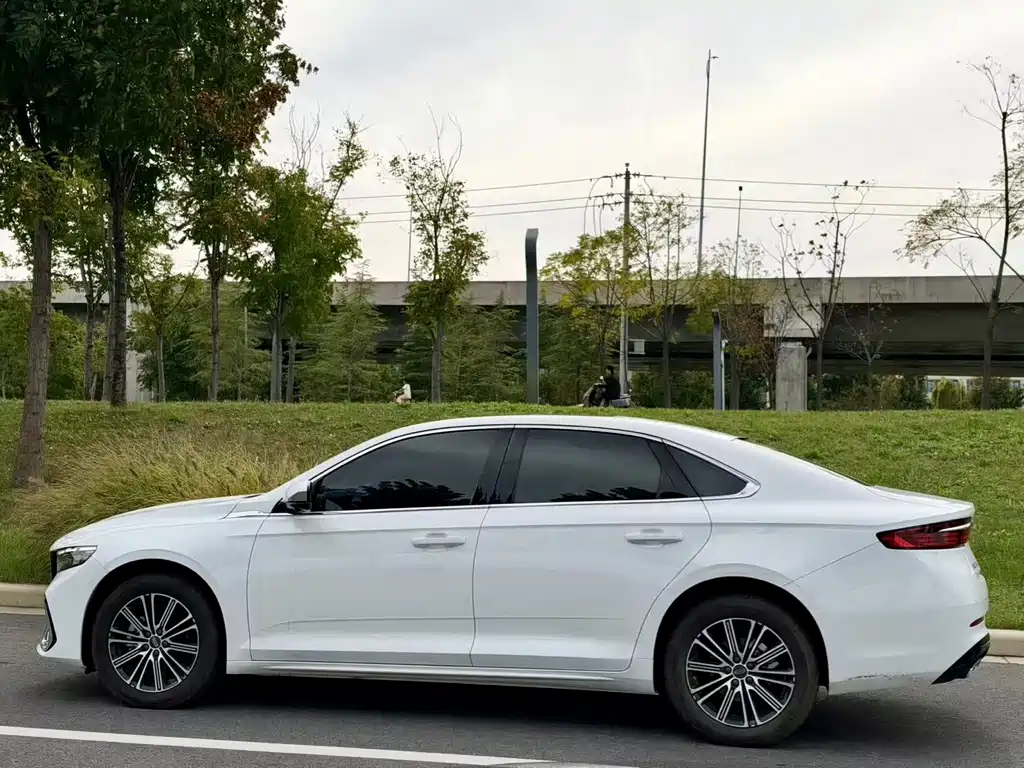 Geely Xingrui — миниатюра 3