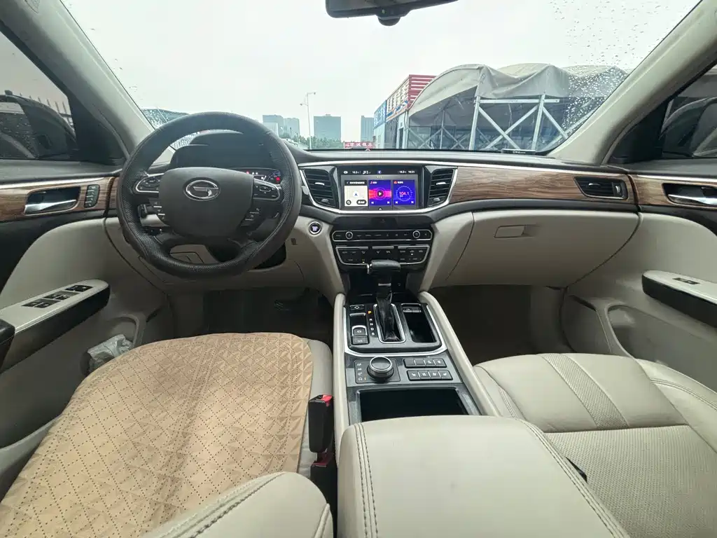 GAC TRUMPCHI GS8