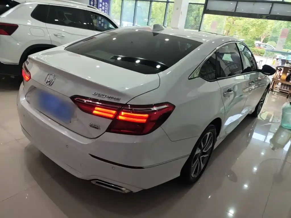 Honda Inspire — миниатюра 7