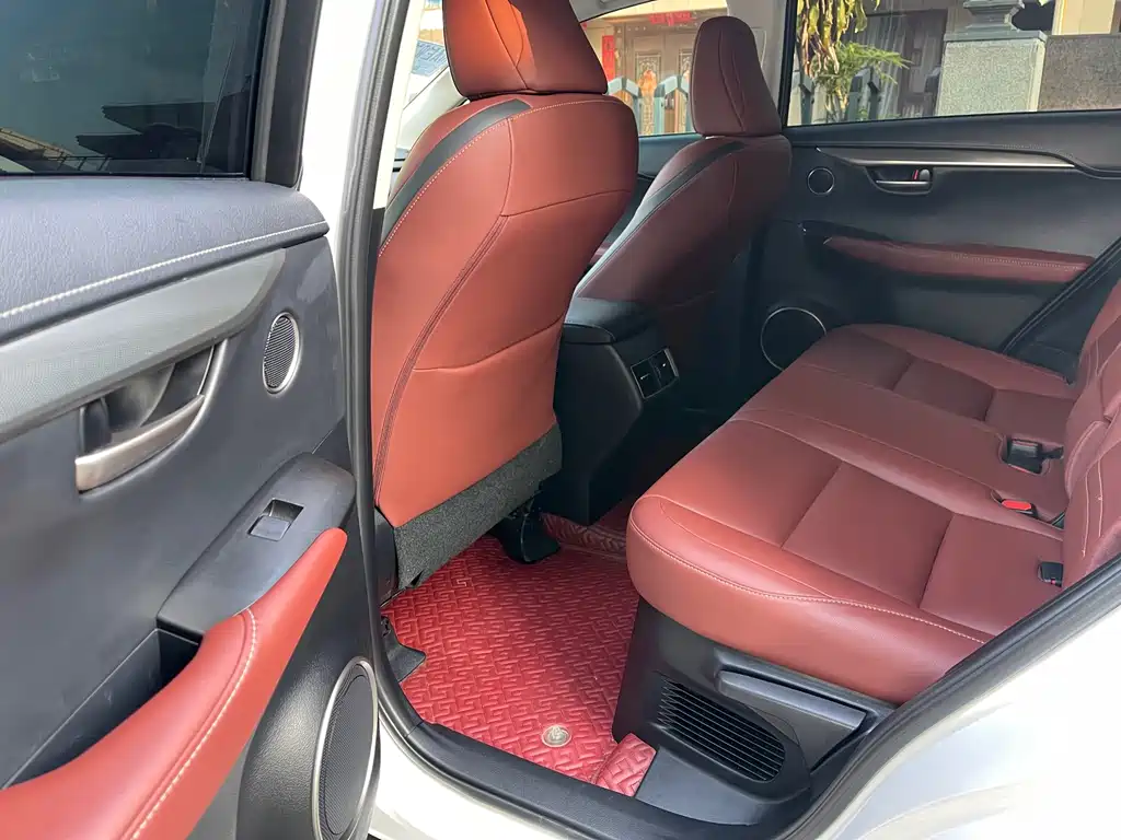 Lexus NX — миниатюра 5