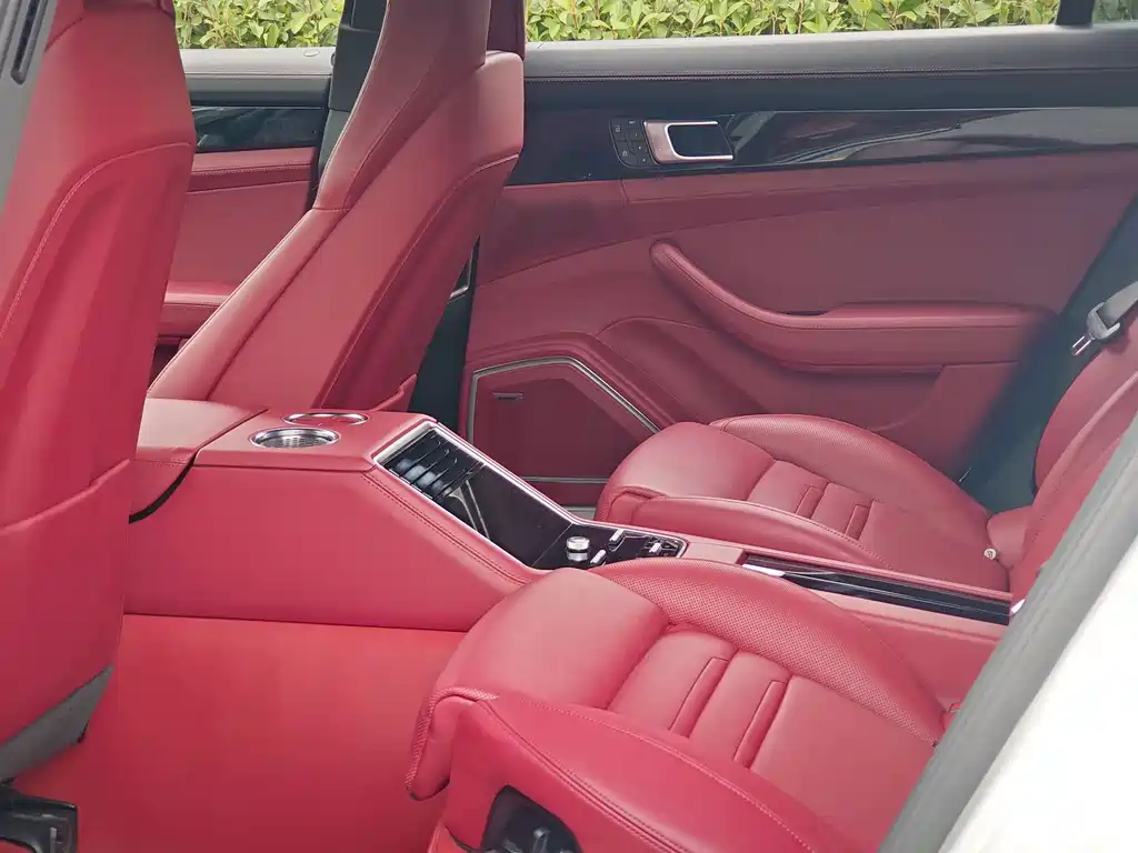 Porsche Panamera Hybrid — миниатюра 16