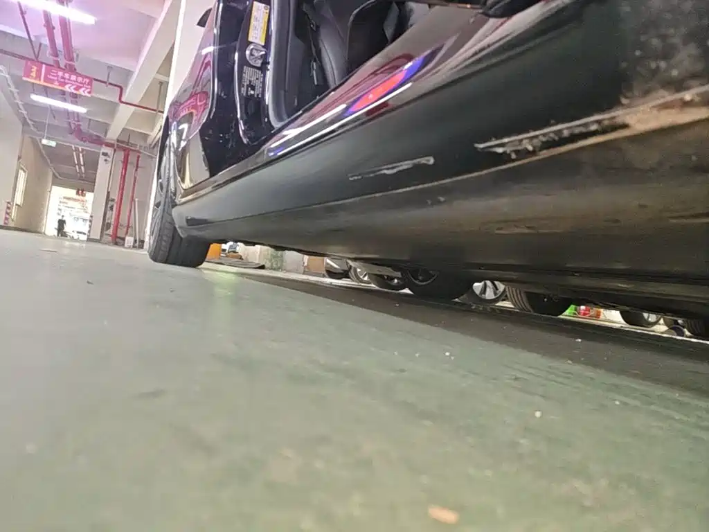 Tesla Model 3 — миниатюра 21