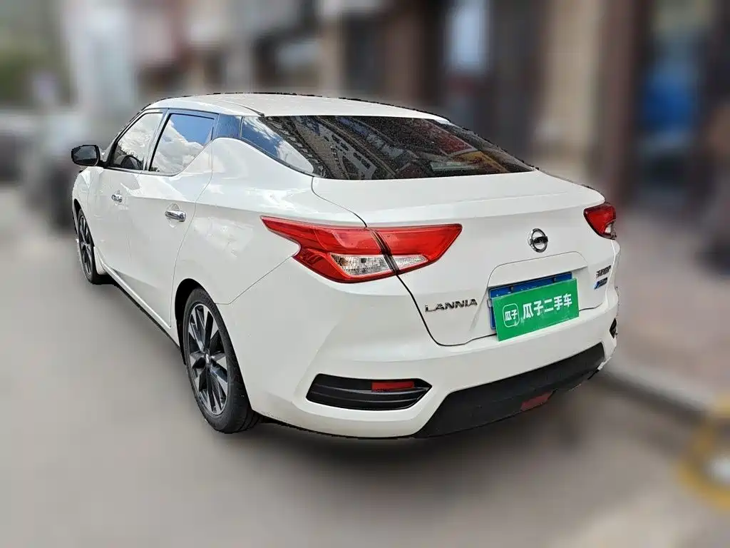 Nissan Bluebird — миниатюра 25